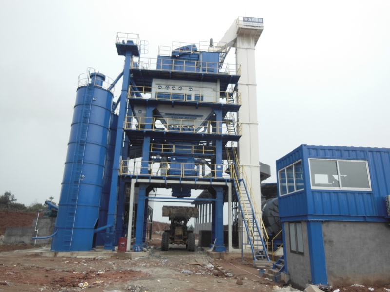 AMP3000 (+) - C landare asfaltoa 260t / pH